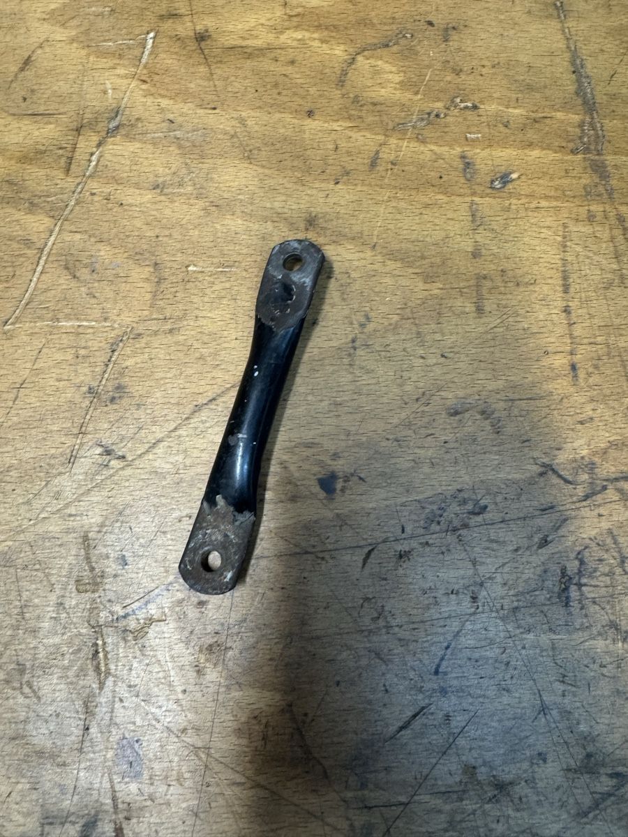Parti ricambio per ciclomotori: Sachs Auspuff Halter – Usato da Dübendorf venduto da Sachs621 1