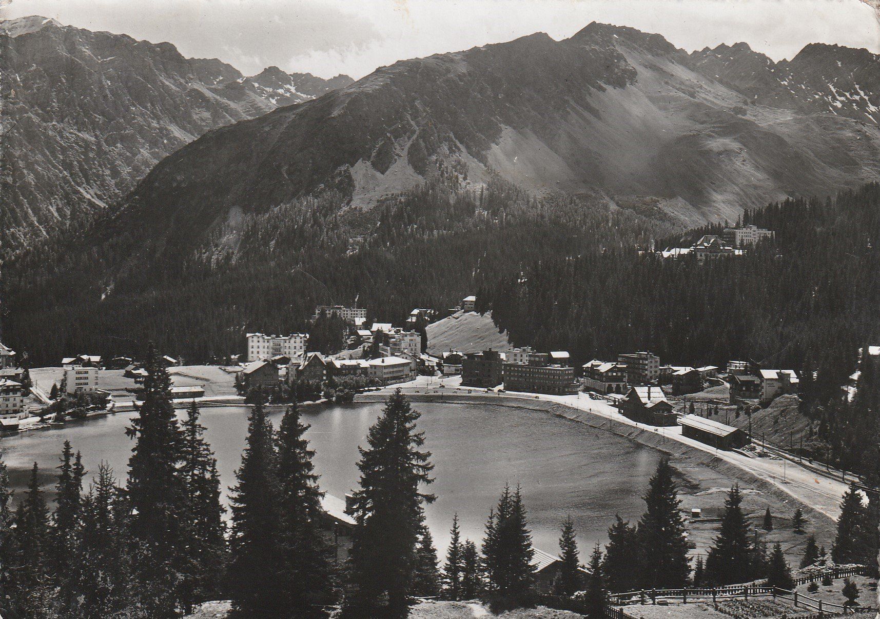 Ansichtskarten: AK Arosa - gel. 29.6.1951 – Gebraucht aus Fribourg von schnalla92