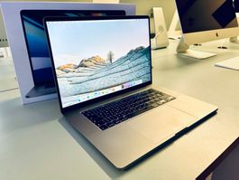 MacBook Pro 16 |8-Core i9 |32GB |1TB SSD | 2020