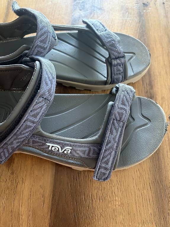 Chaussures garçon: Teva Sandalen 37 Kids – D'occasion à Spiez par RIGELER01 3