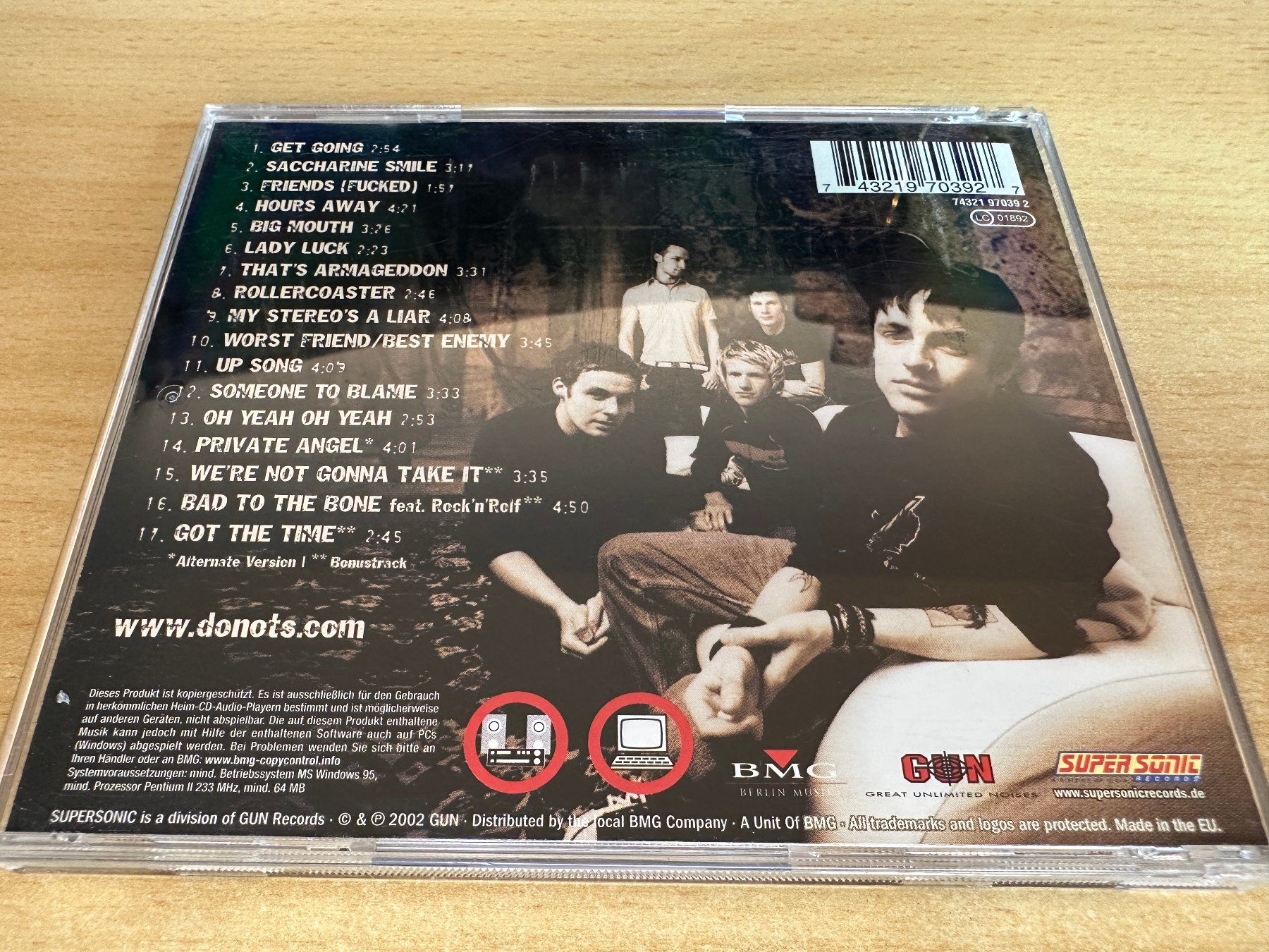 CDs: E2 Donots – Amplify The Good Times – Gebraucht aus Rikon im Tösstal von Alpenmutz 1