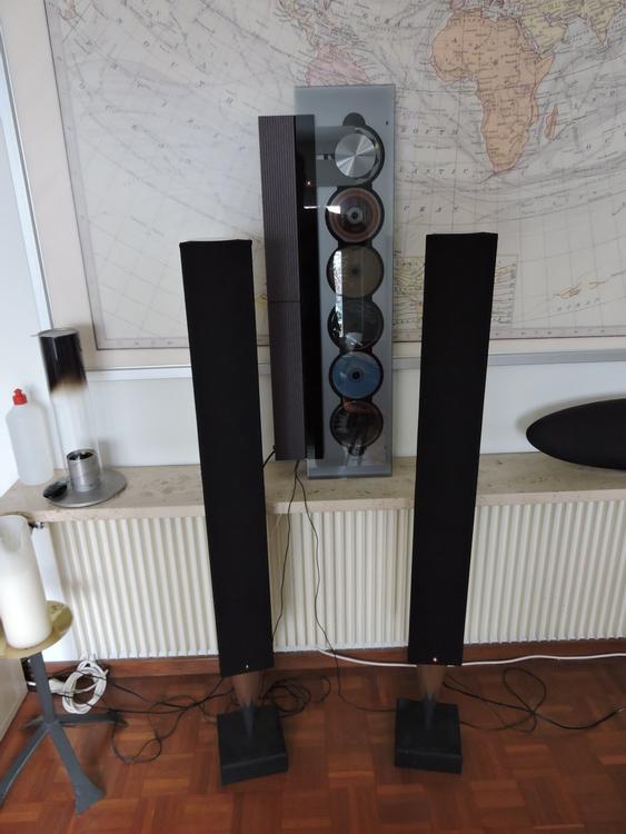 Bang&Olfusen BeoSound 9000 mit 2 Beolab 8000 (Orgelpfeifen