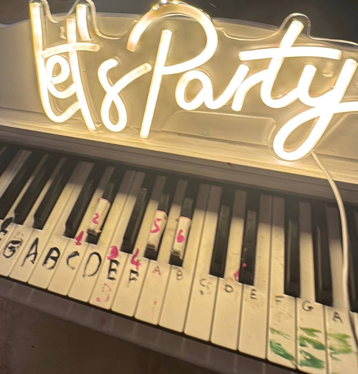 Musikinstrumente: Junior Digital Piano – Gebraucht aus Dietikon von usedbutloved 2