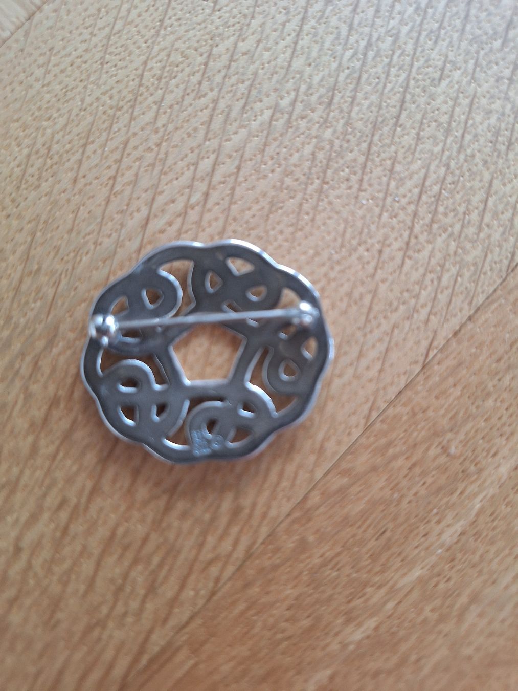 Spille & Fermagli: Silver brooch James Avery – Usato da Cham venduto da Drukkerij 2