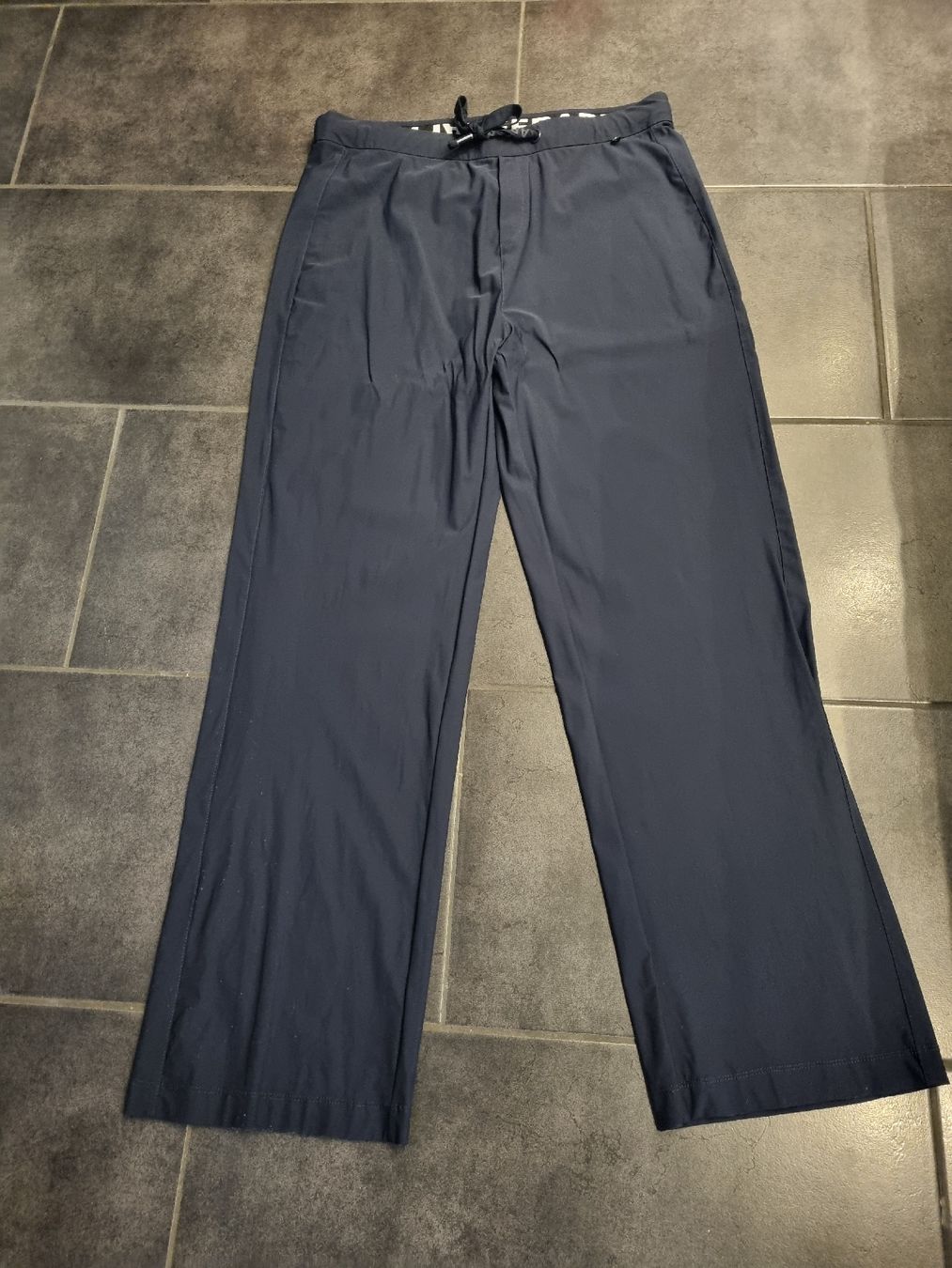 Anzüge & Kostüme: Jacke mit Hose von Frapp – Neu (gemäss Beschreibung) aus Kriens von IZZIBIZZI 3