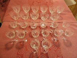 25 antik GLÄSER 11 ROTWEIN KRISTALL GERITZT+ 14 liquör!