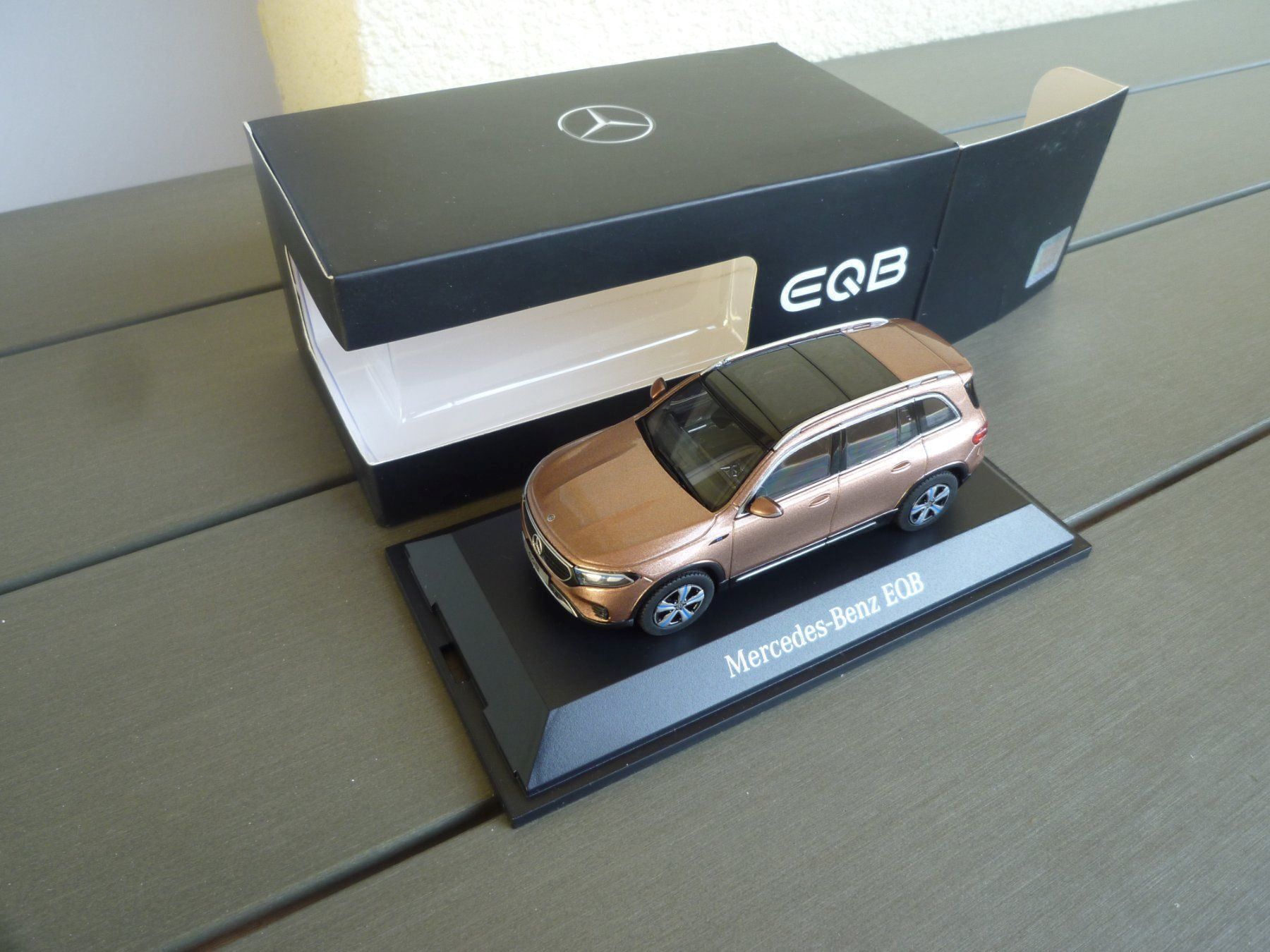 Herpa Modellautos: Mercedes-Benz EQB – Neu und originalverpackt aus Flawil von Imperiosud 4
