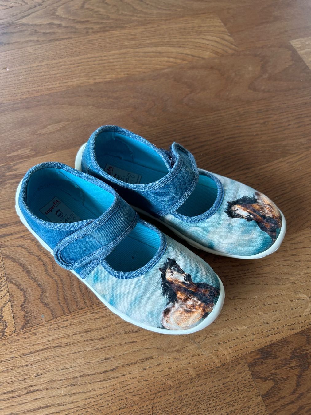 Superfit Scarpe per ragazzi: Hausschuhe***Kinder – Usato da Wädenswil venduto da LS777