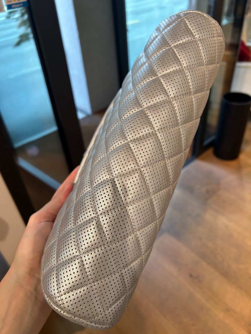 Chanel Taschen für Damen: Chanel silver timeless classic clutch – Gebraucht aus Rüschlikon von Tey_sl 3