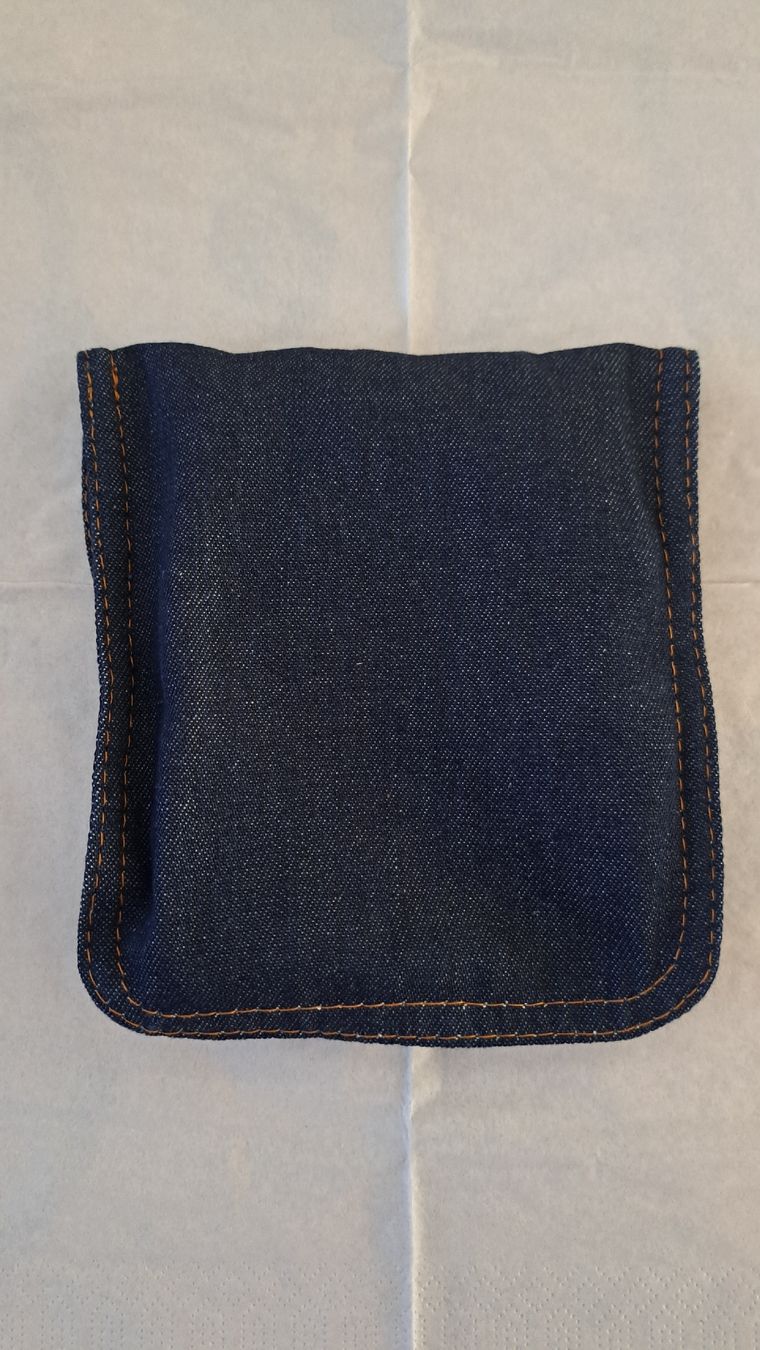 Altro in  Abbigliamento & Accessori: Kleine Tasche/Etui – Usato da Winterthur venduto da ml2_58mm 2