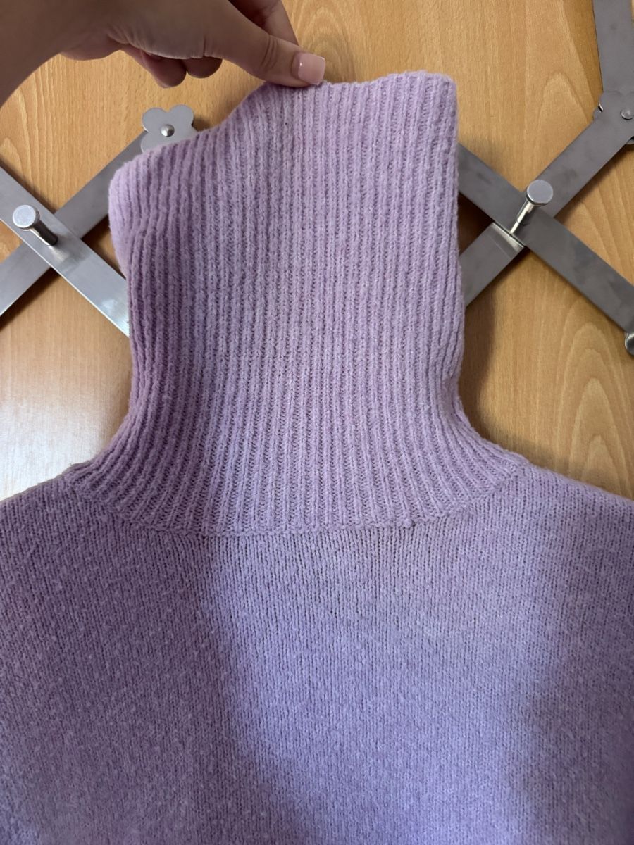 Bershka Maglioni & Felpe: Crop-Pullover in Lila – Usato da Ins venduto da maximal_30CHF 2