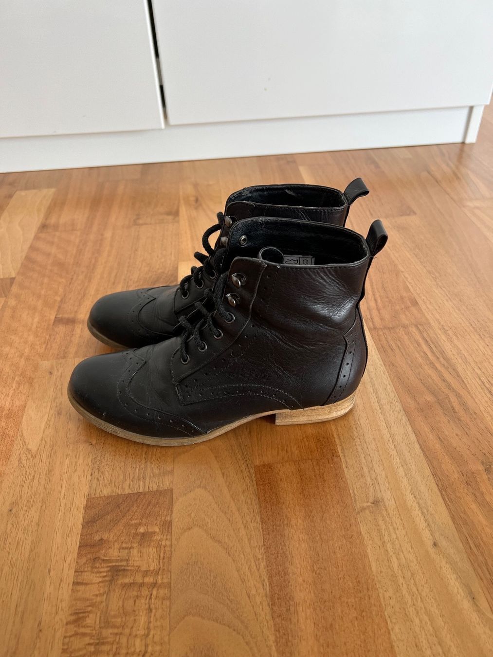 Roberto Santi Scarpe da donna: Schwarze Stiefel – Usato da Dietikon venduto da Mischi2167 1