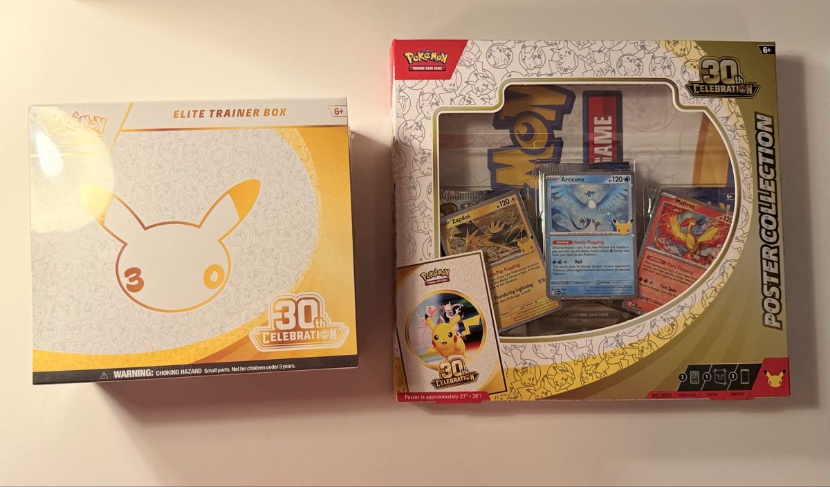 Pokémon Carte collezionabili: Pokémon 30th ETB + Poster Collection Sealed – Nuovo e nell'imballaggio originale da Zürich venduto da Piaz97