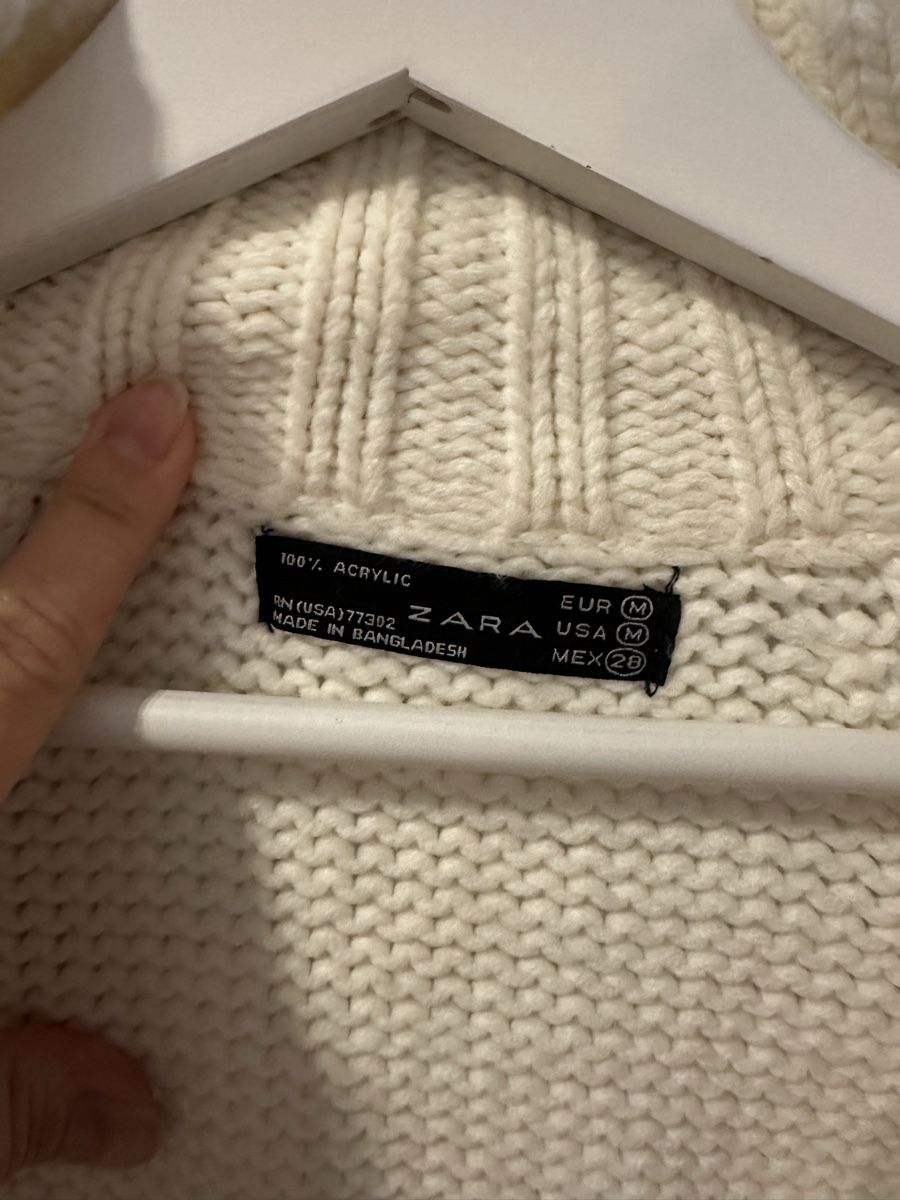Zara Jacken: Strickjacke von Zara – Gebraucht aus Volketswil von ben_9s6x 1
