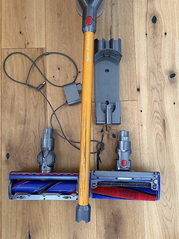 Dyson Aspirapolveri & Accessori: Dysen V8 Absolute – Usato da Pfaffnau venduto da Wampe 2