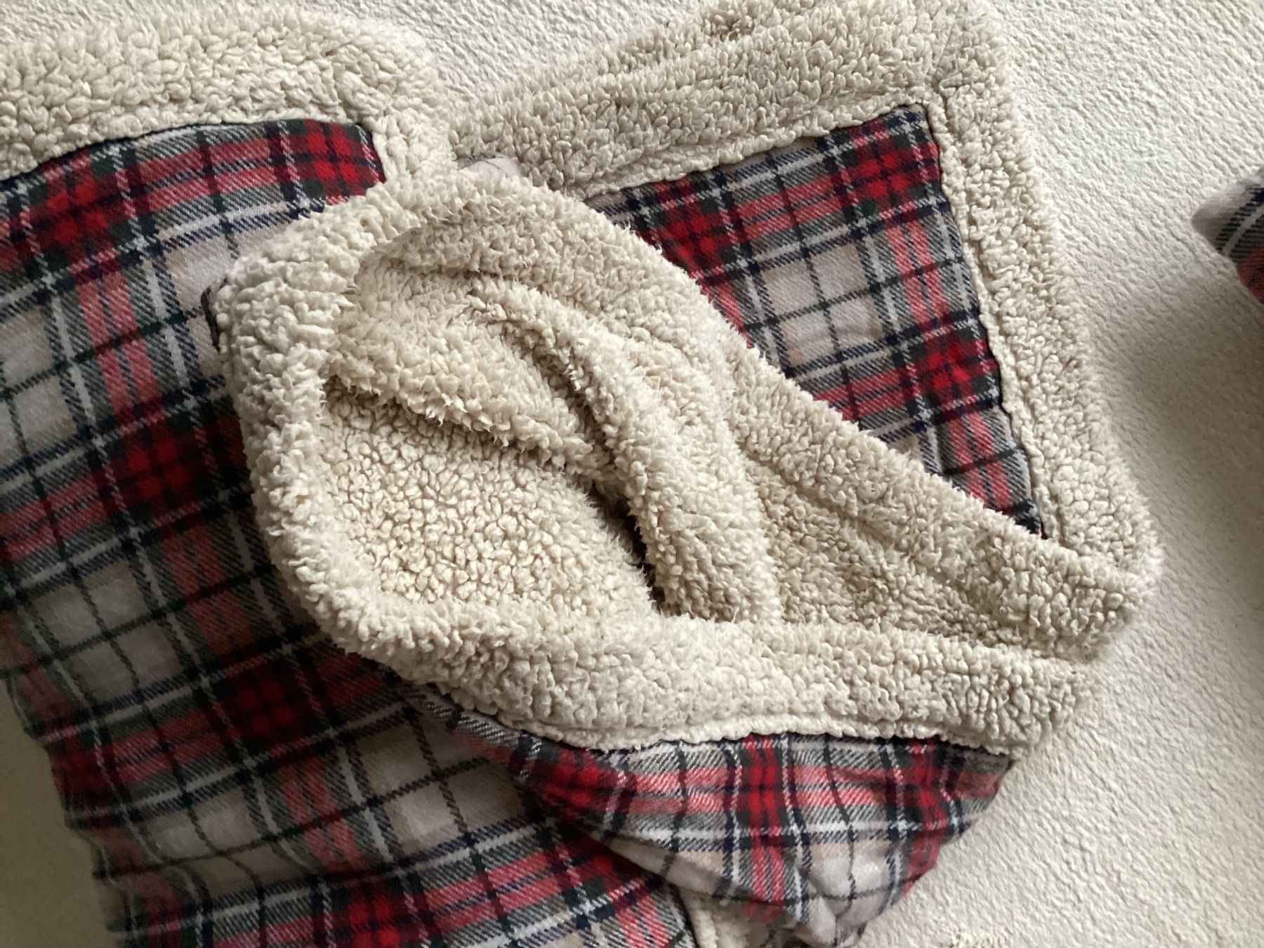 Coperte: Kisse und Decke in Karo-Design – Usato da Zürich venduto da ves_w6wl 1