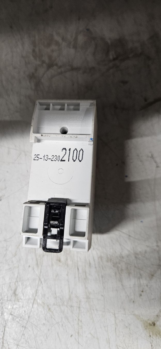 ABB Interruttori: ABB ESB25-13N Schütz – Usato da Baar venduto da Vel...Baar45 4
