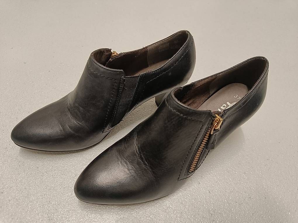 Scarpe da donna: Stiefeletten Tamaris Gr. 37 – Usato da Gerolfingen venduto da elzwa