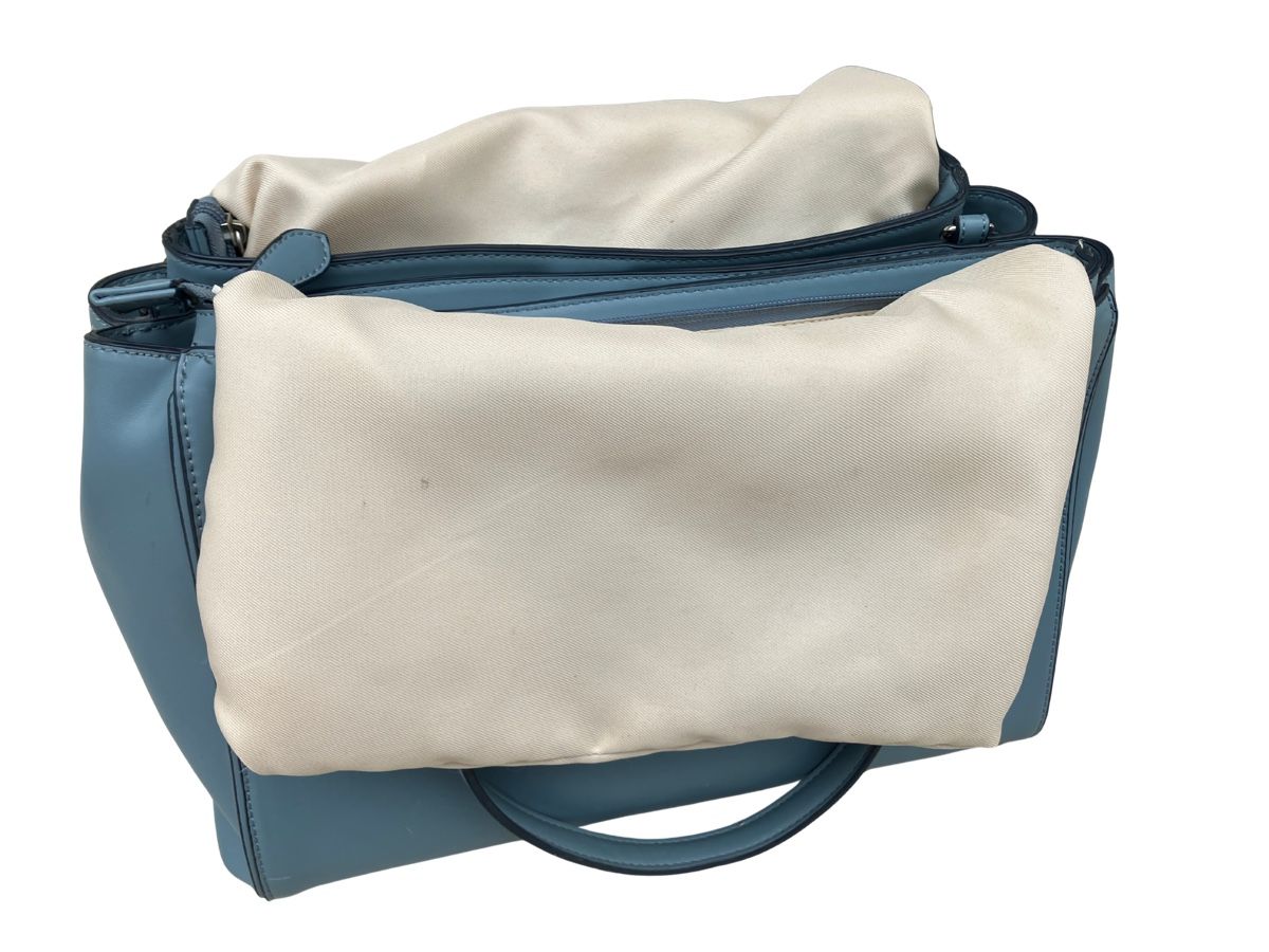 Borse da donna: Hellblaue Kunstleder Handtasche - Aus meiner Dean-Box – Usato da Schleinikon venduto da Blake_7k9t 8