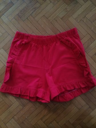 Shorts rouges d'été avec volants, taille 140