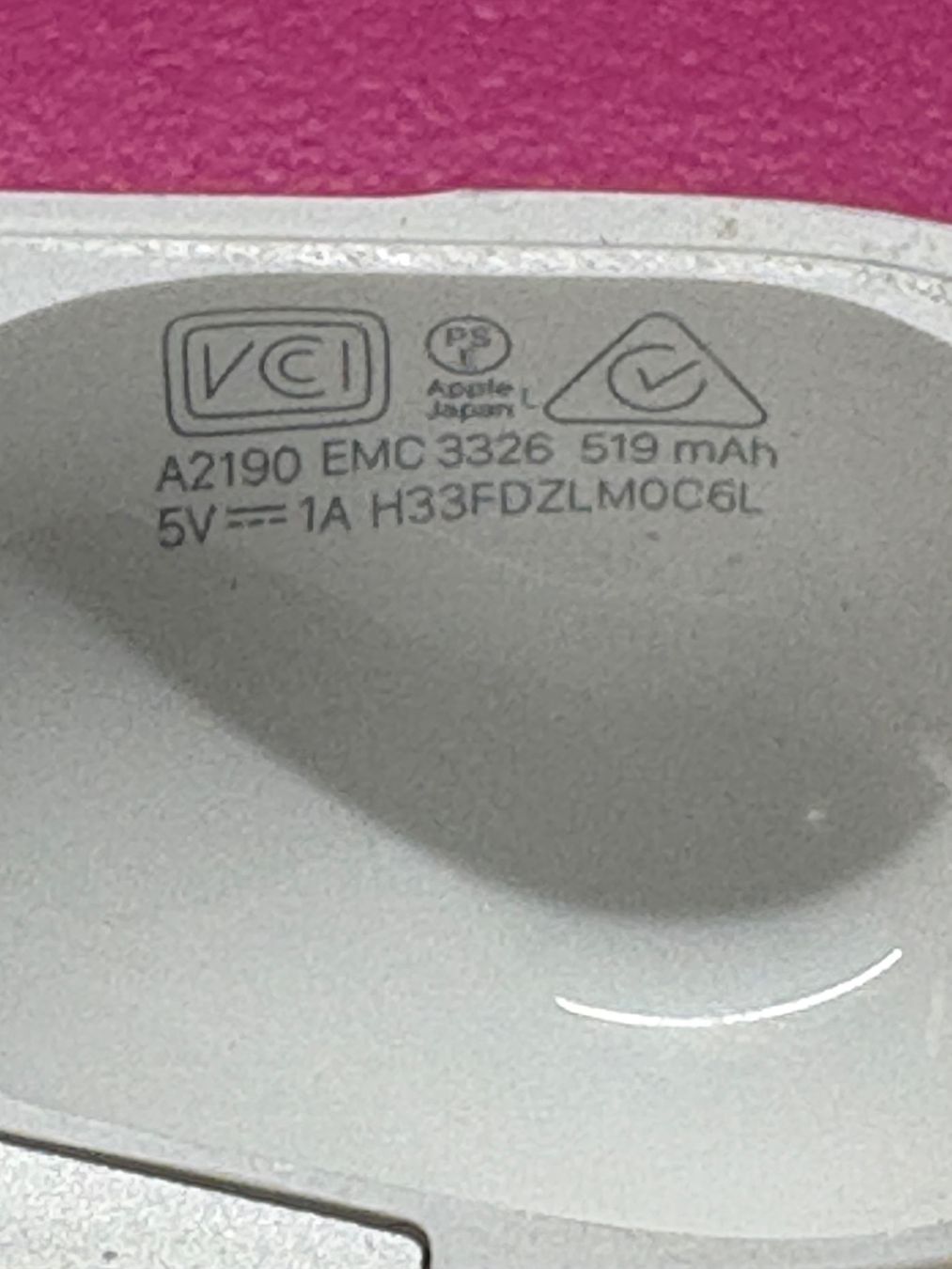 Apple Cuffie: Apple AirPods Pro 1 charging case (A 2190). – Usato da Lausanne venduto da Zorrus77 5