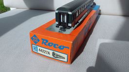 Roco 74714 – Voiture à Deux Niveaux Type AD IC2020 – 1ère Classe – Échelle HO – Époque VI