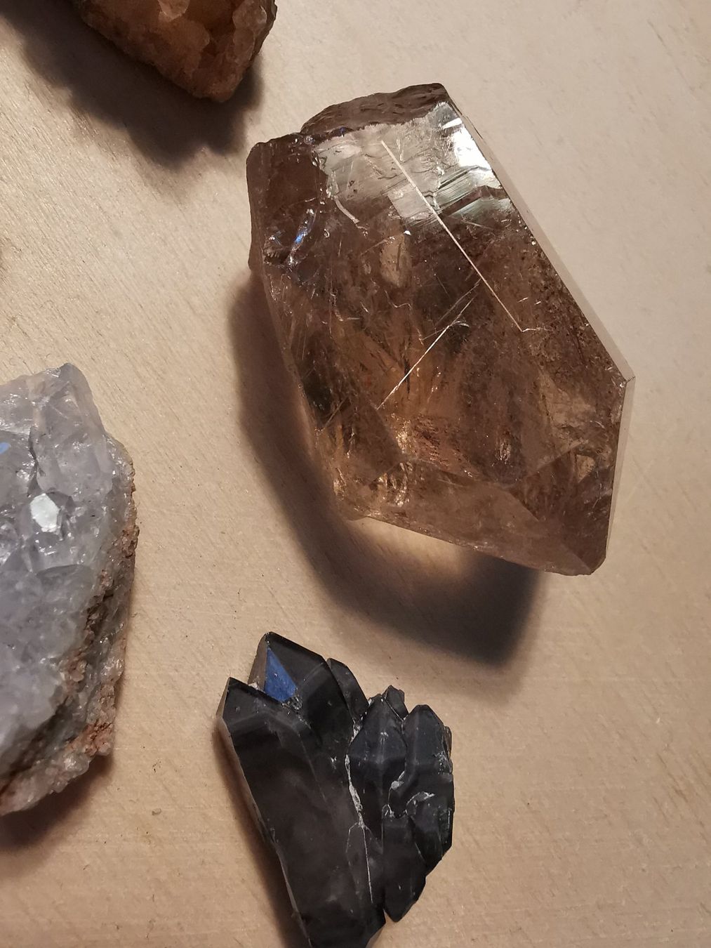 Minerali & Pietre curative: 6 spannende Kristallstufen / Spitze – Nuovo e nell'imballaggio originale da Dierikon venduto da Buntspecht-10 7