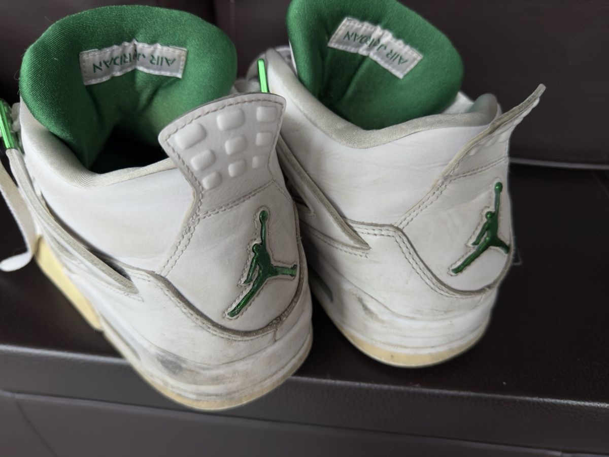 Jordan Scarpe da uomo: Jordan 4 Retro grünmetallic – Usato da Stäfa venduto da BenjiKos 3