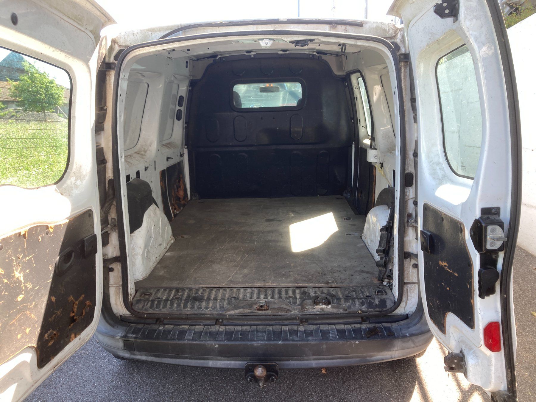 Renault Autos: Renault Kangoo 1.5 dCi  für Export oder Bastler – Gebraucht aus Cham von WB2223 6