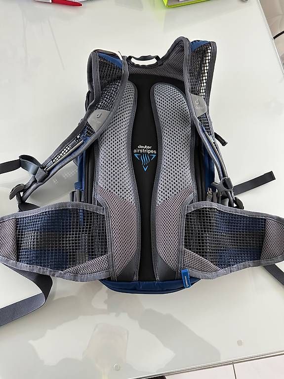 Rucksäcke: Neu DEUTER Fahrradrucksack Compact EXP 12 – Neu (gemäss Beschreibung) aus Pratteln von Rbubi 1