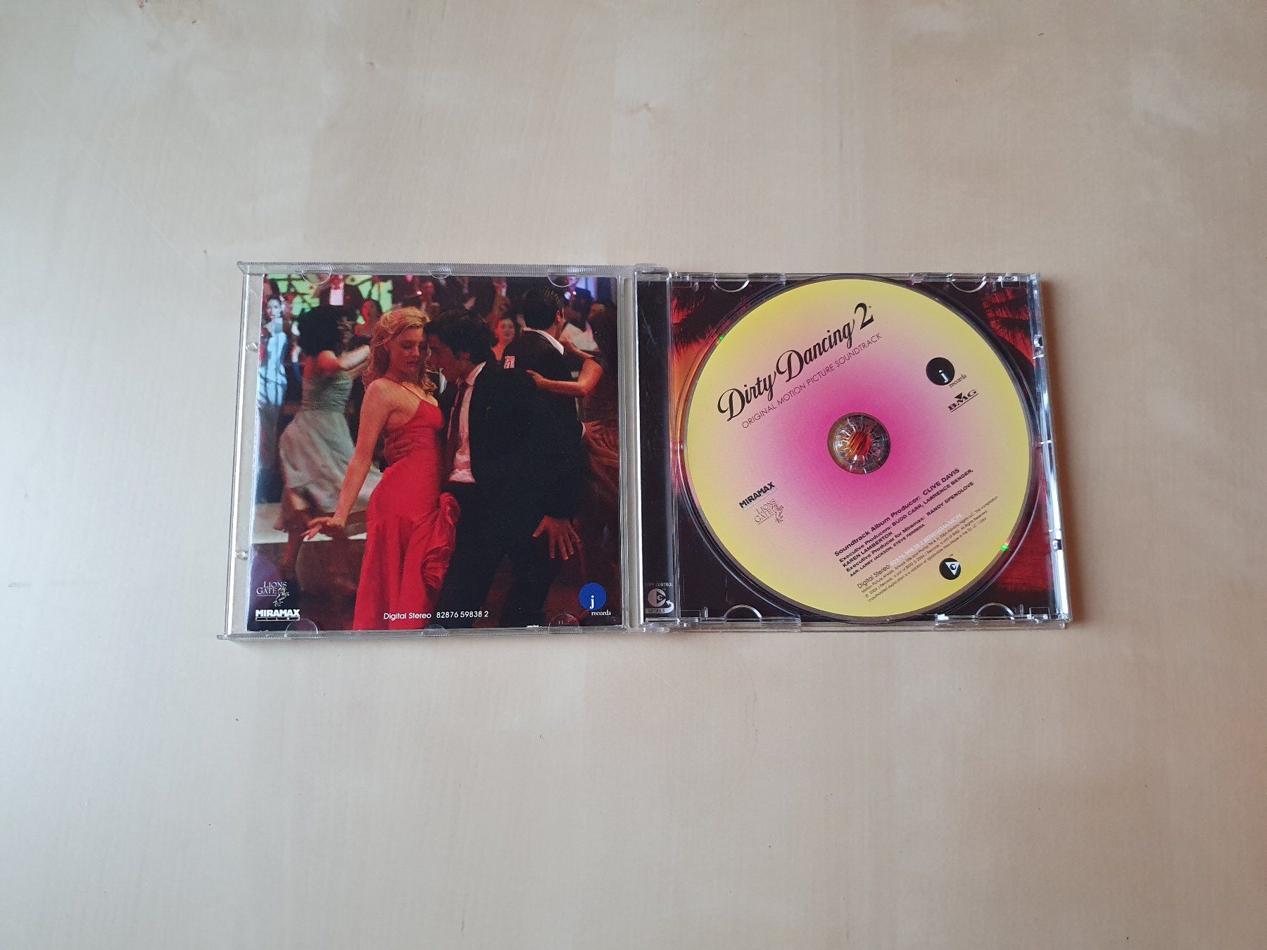 CD: Dirty Dancing 2 – Usato da Stansstad venduto da collectorsshop 2