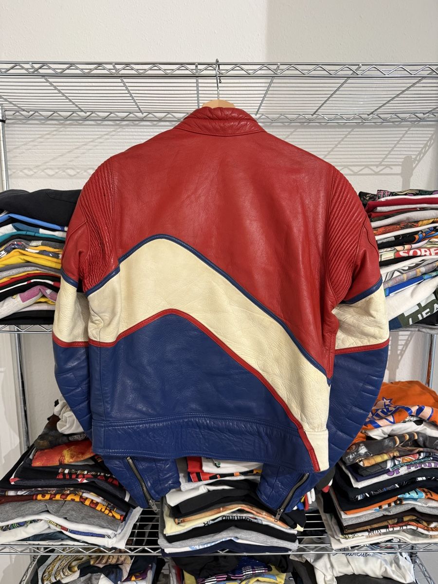 Vestes: 70’s Vintage Leather Biker Jacket Size S – D'occasion à Lausanne par user1020rnt 2