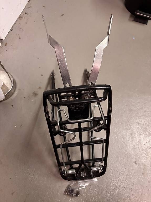 Pezzi di ricambio: Platscher Velo-Gepäckträger – Usato da Ennetbaden venduto da Peppo0 3