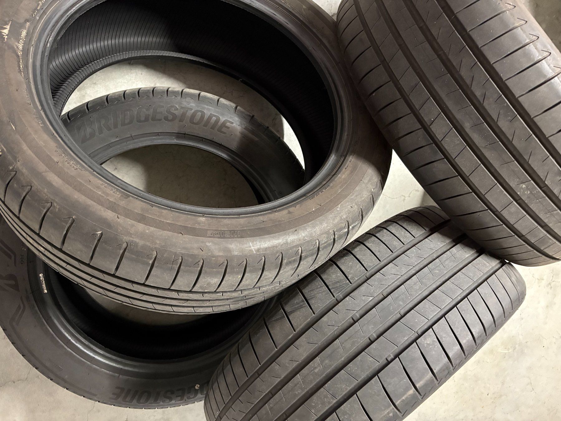Pneus & Kompletträder: BRIDGESTONE SOMMERREIFEN – Gebraucht aus Triesen von Rnc1 3