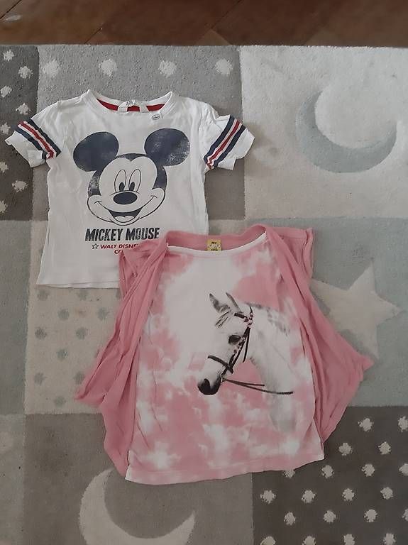 Camicette, T-shirt & Top: T-Shirts 92-104 – Usato da Männedorf venduto da Linkesan 1