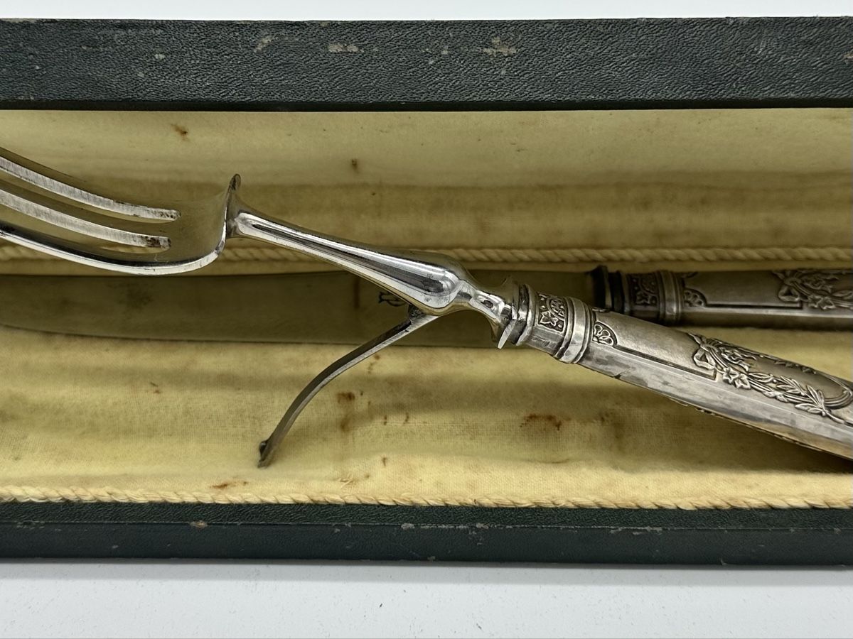 Bestecksets: Vintage Carving Knife and Fork Set with Box Silver Tone – Gebraucht aus Villmergen von JacRon 1
