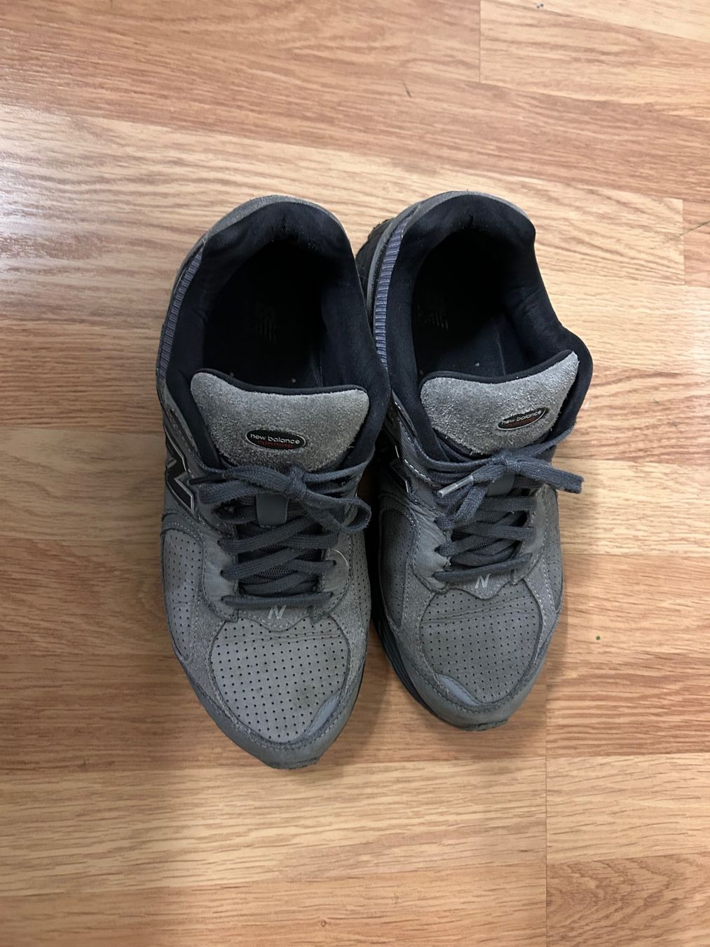 New Balance Scarpe da uomo: New Balance M2002REH Gr.44,5 – Usato da Birsfelden venduto da Pearl10 1