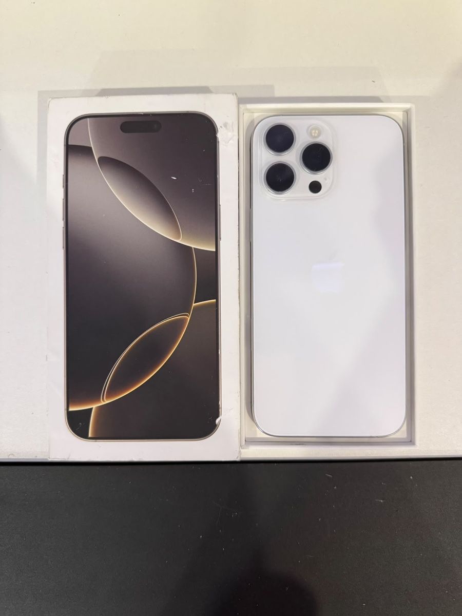 Apple Telefoni cellulari / Smartphones: Iphone 16 pro max 256 gb  – Nuovo (secondo la descrizione) da Chippis venduto da mig_8ns6