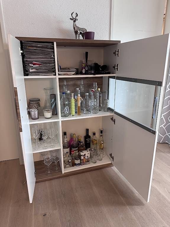 Cassettiere: Kommode/Vitrine weiss & Holzoptik mit Glasfach – Usato da Neunkirch venduto da VivienneA 3
