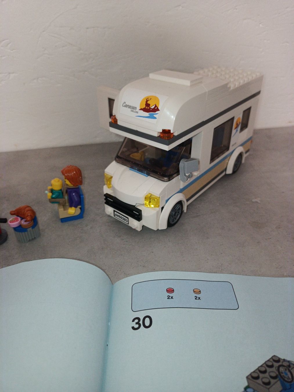 Lego Giocattoli: LEGO City Wohnmobil 60283 – Usato da Kaisten venduto da BigGamer79 2