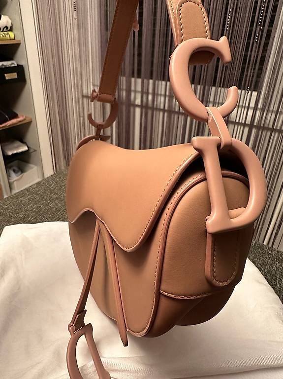 Borse da donna: Dior Saddle Bag medium wie neu! Full Set!  – Usato da Dübendorf venduto da lilasonderbar 2