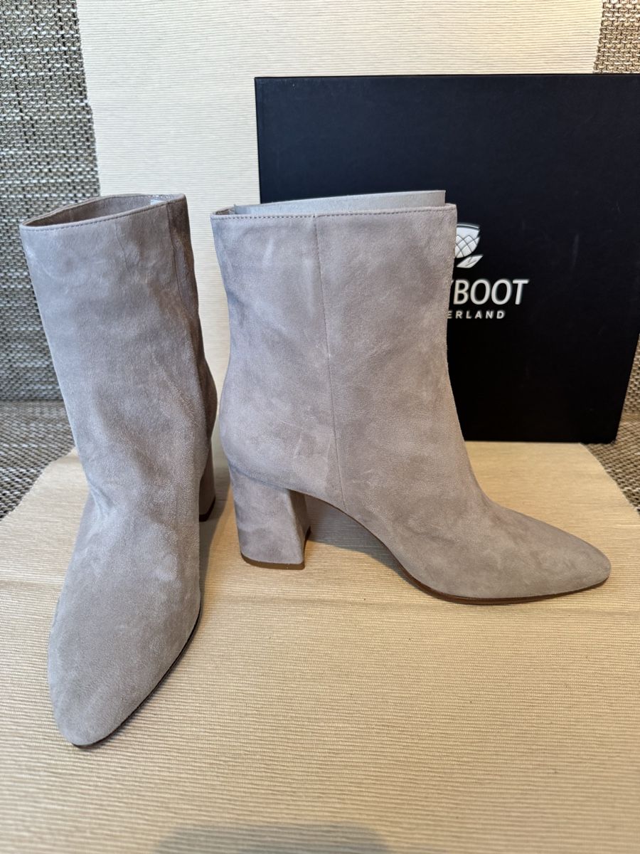 Navyboot Scarpe da donna: NEUE Navyboot Stiefelleten Grau Gr. 37 – Nuovo e nell'imballaggio originale da Birr venduto da sfe_rhj7 1