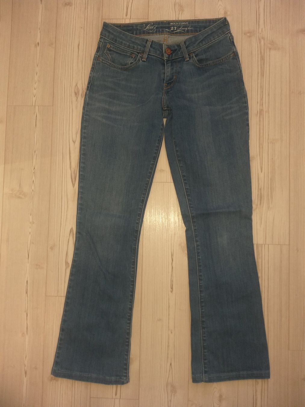 Levi's Jeans: LEVIS STRAUSS BOLD CURVE  Jeans  Taille / Grosse W27 – Usato da Cossonay-ville venduto da Super-Price-Quality