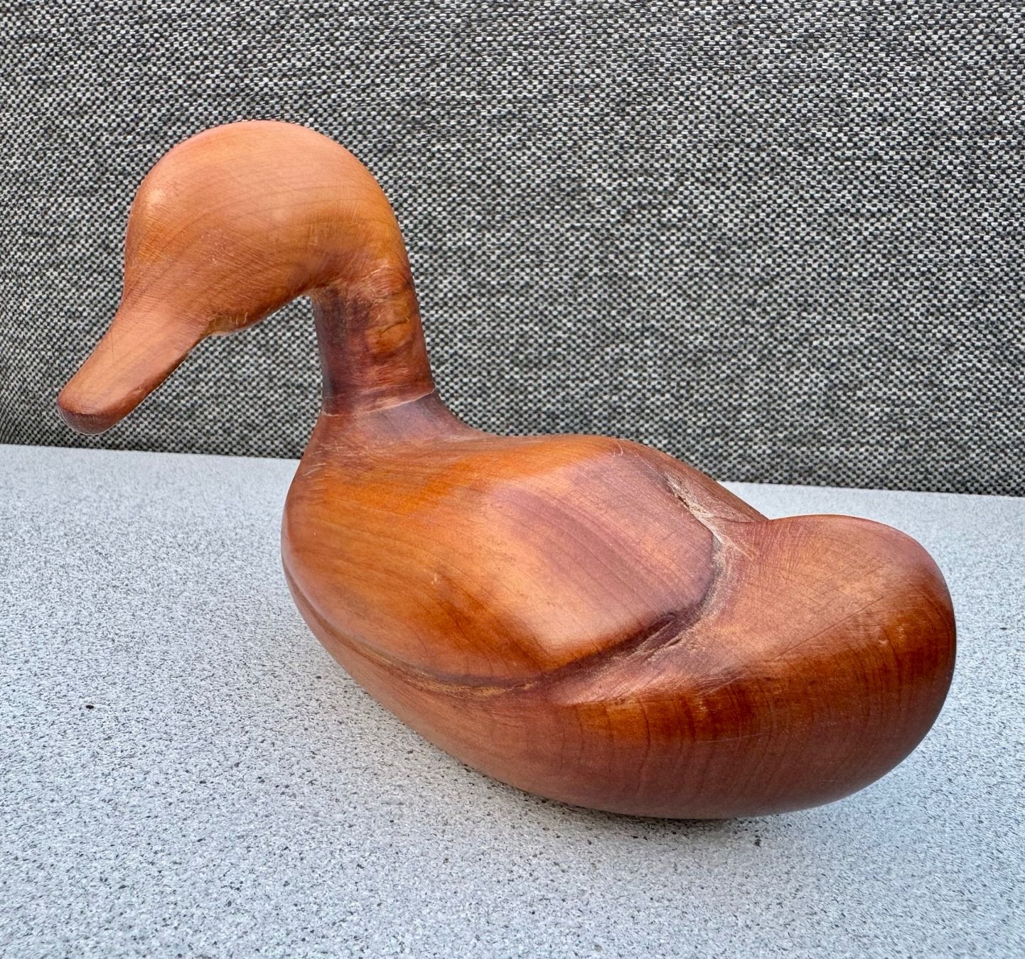 Statuette: Handgeschnitzte Holzfigur einer Ente – Usato da Oberrieden venduto da pet_n2c2