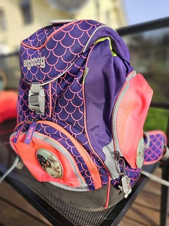 Schultasche mit gleicher Turntasche und Etui