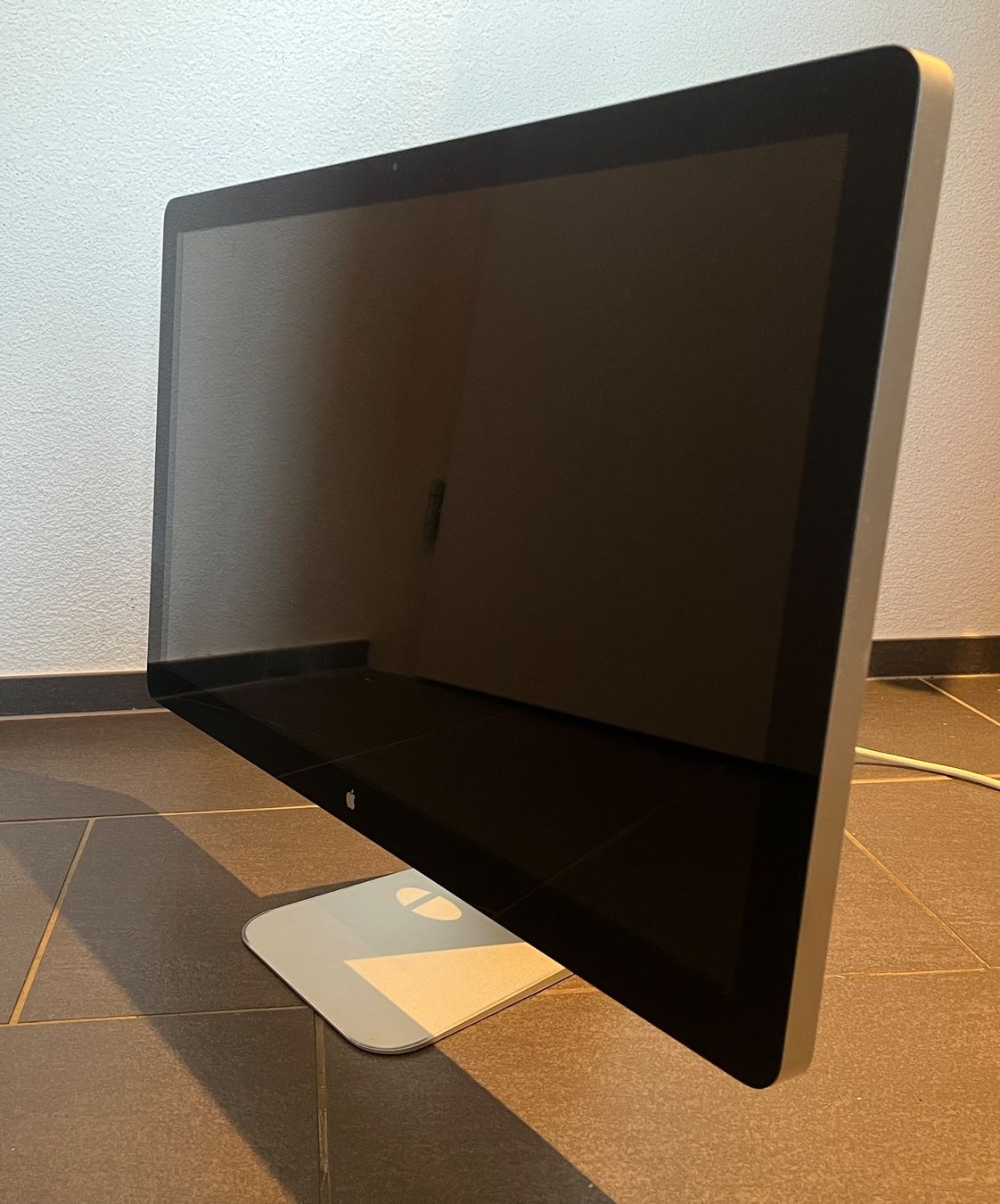 Monitore: Apple LED Cinema Display 27 Zoll – Gebraucht aus Zürich von
