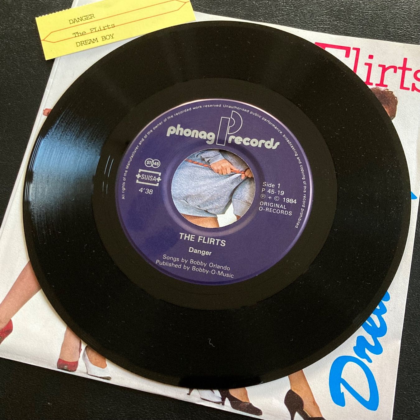 Dischi in vinile: The Flirts - Danger / Dreamboy, 7" – Usato da Bern venduto da Ntsamina 2