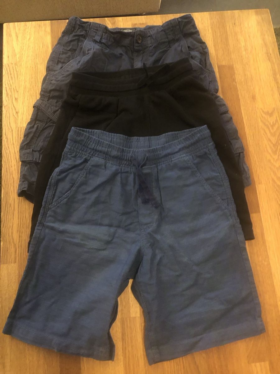 H&M Lotti & Set di vestiti: Shorts Gr. 146 – Usato da Dübendorf venduto da Saturnin35