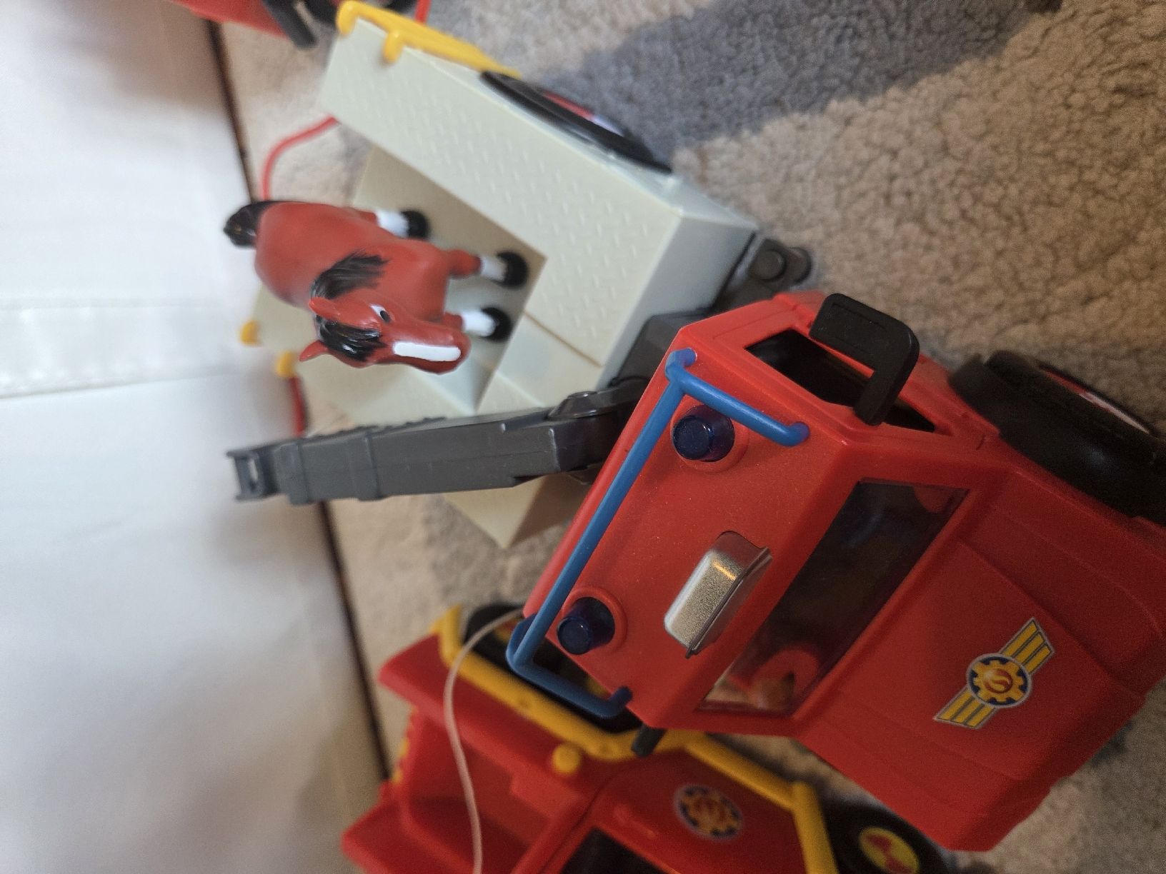 Giocattoli: Div. Feuerwehrmann SAM Spielsachen – Usato da Holziken venduto da liha88 3