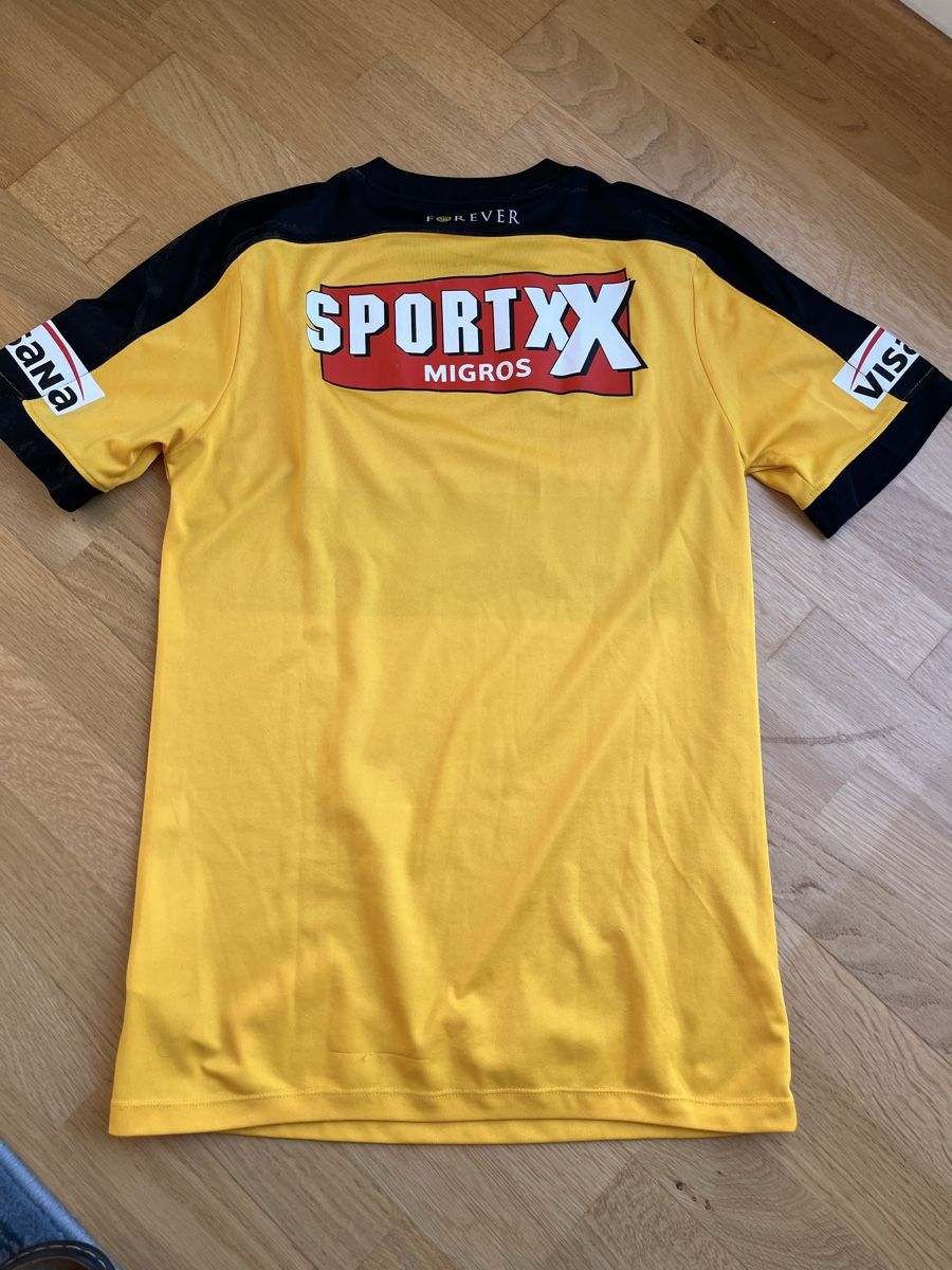 Young Boys Canottiere & Pantaloni: YB Shirt Grösse S – Usato da Biel/Bienne venduto da floralyys 1
